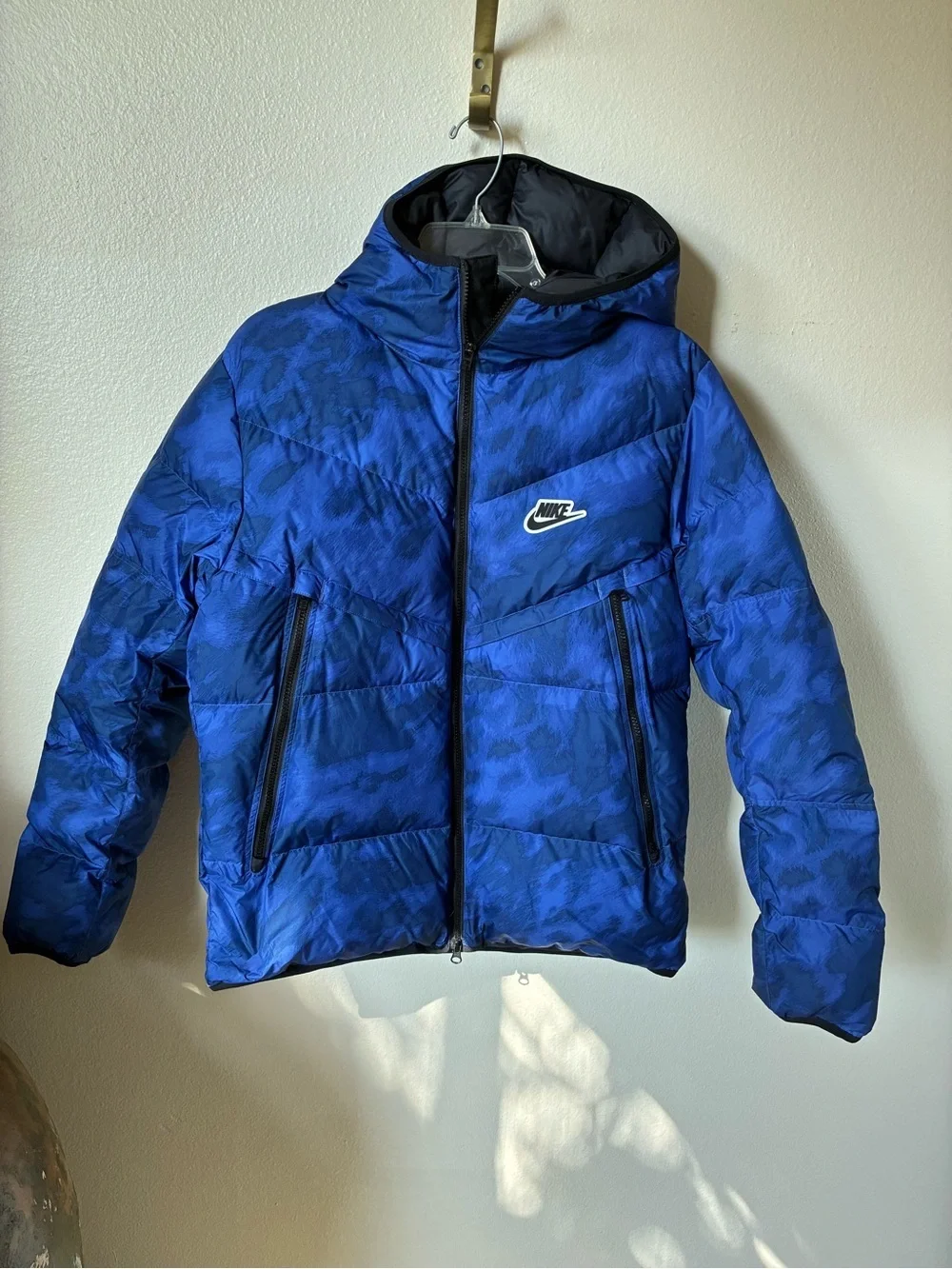 Nike sportswear down